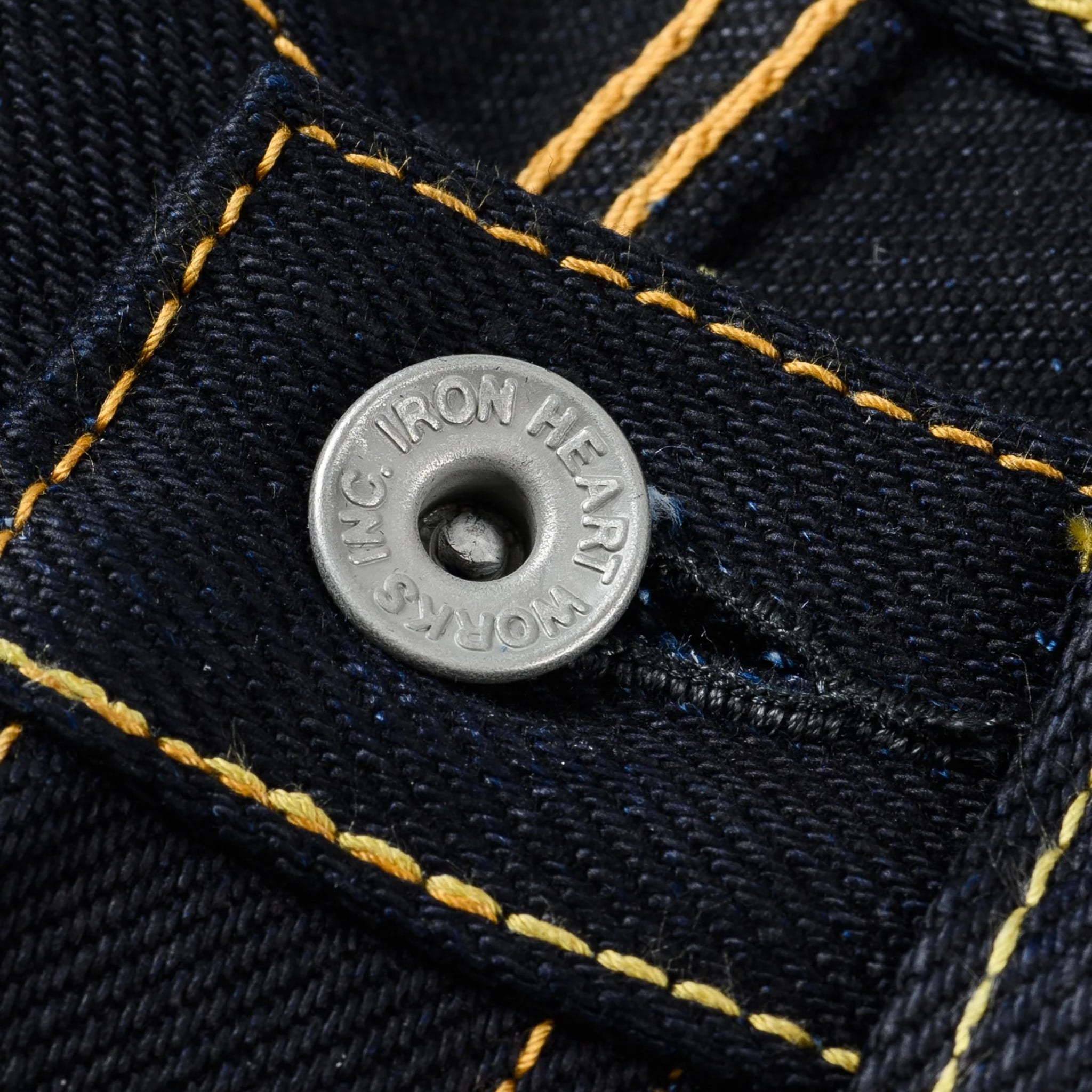 IH-888-XHSib 25oz Selvedge Denim Medium/High Rise Tapered Cut Jeans - Indigo/Black