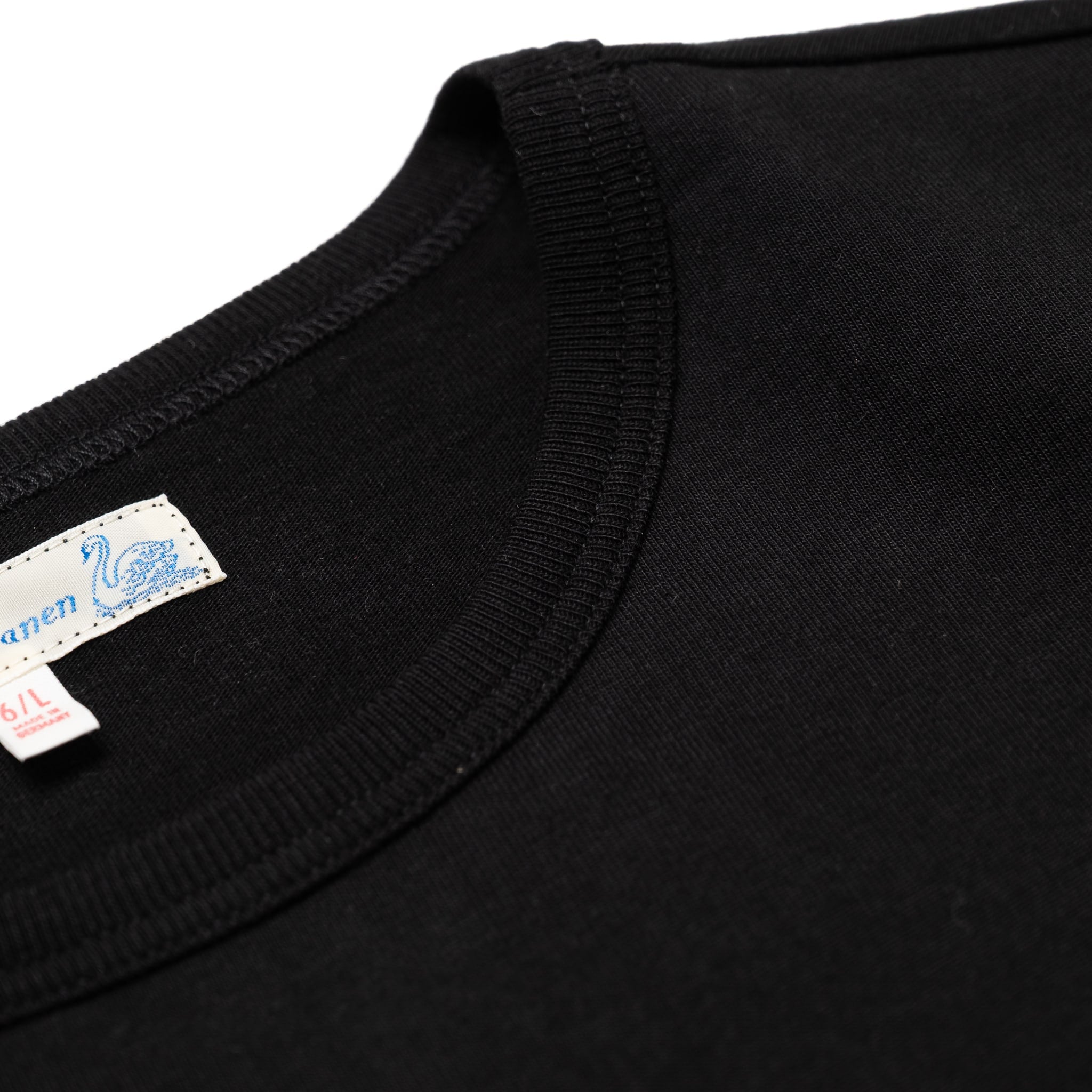 215.99 Classic Fit 7.2oz Loopwheeled T-shirt - Black