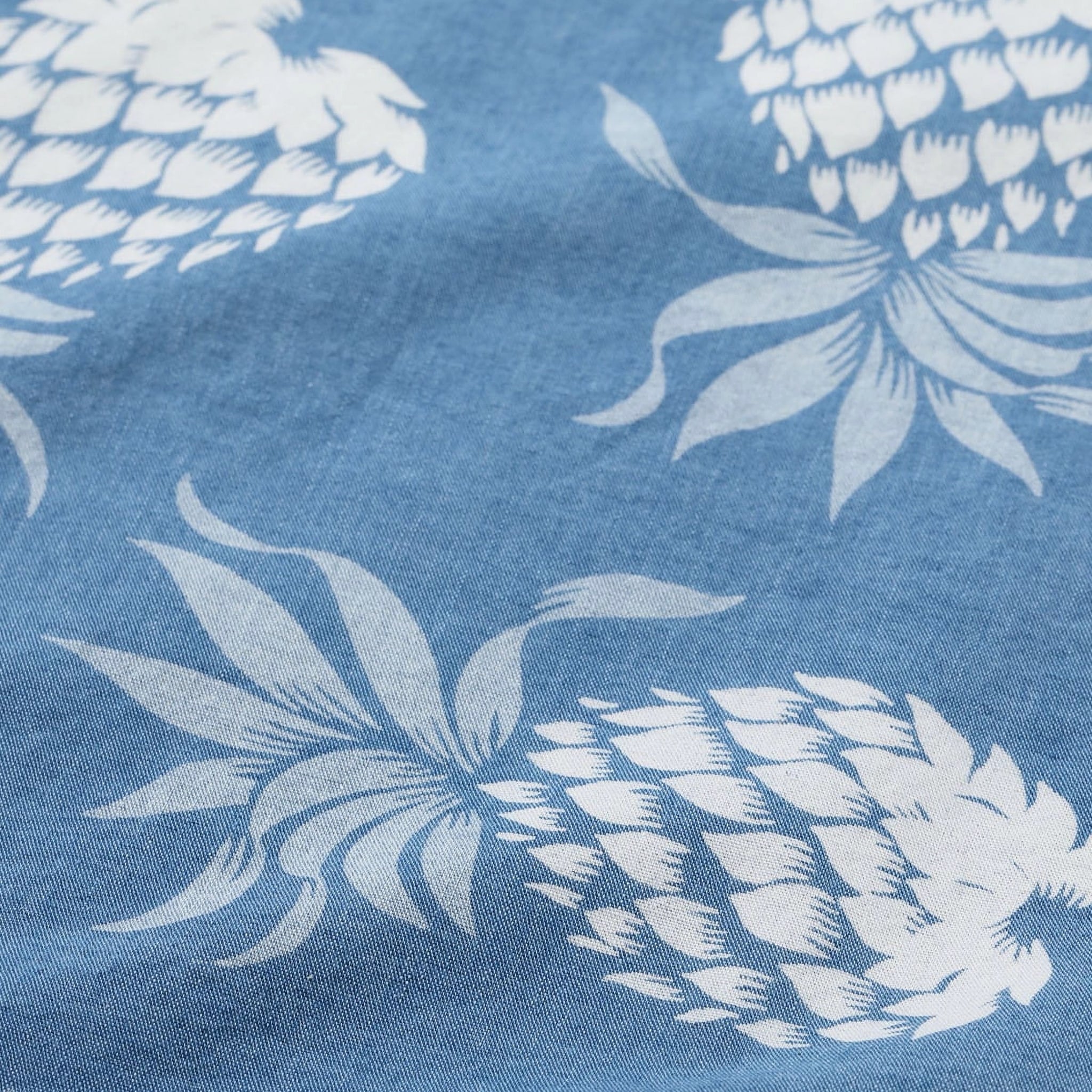 DK39045 Duke Kahanamoku Indigo Cotton Hawaiian Shirt Duke's Pineapple Blue