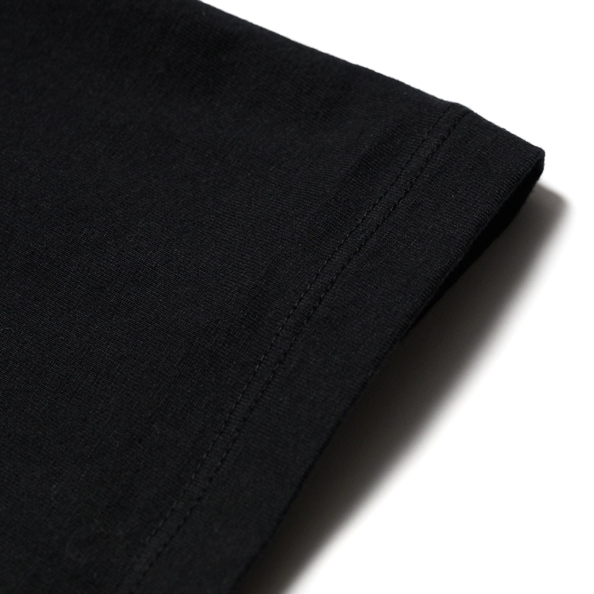 WV68849 Heavyweight Long Sleeve Pocket T-Shirt Black