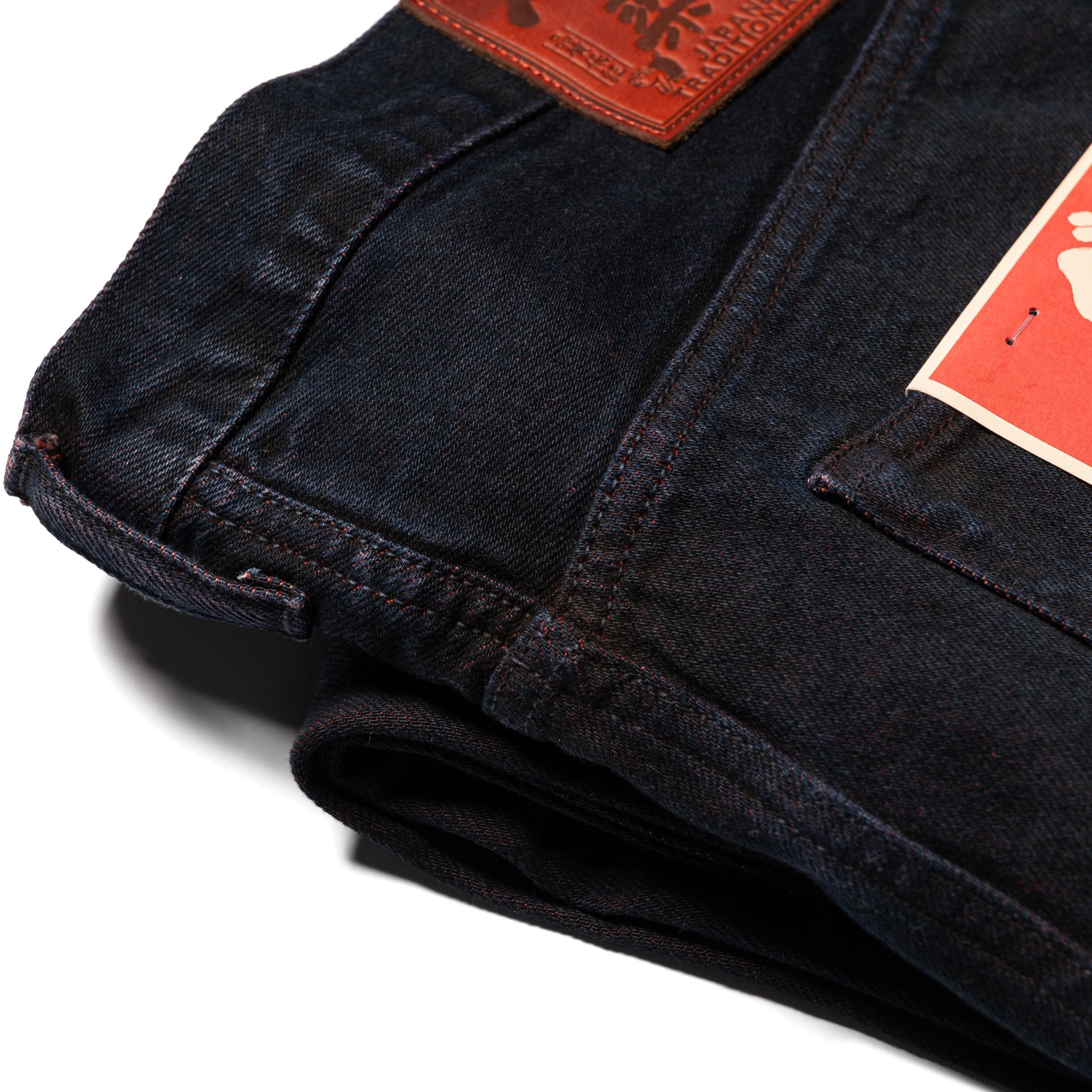 Studio D'Artisan D1908S 