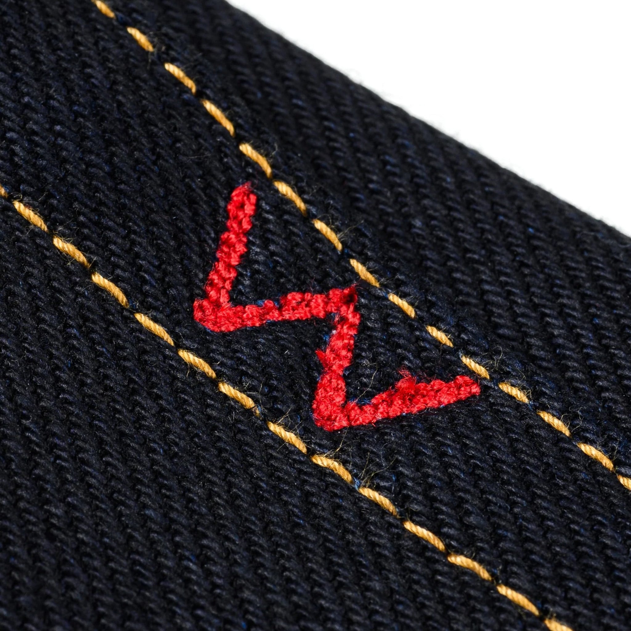 IH-888-XHSib 25oz Selvedge Denim Medium/High Rise Tapered Cut Jeans - Indigo/Black