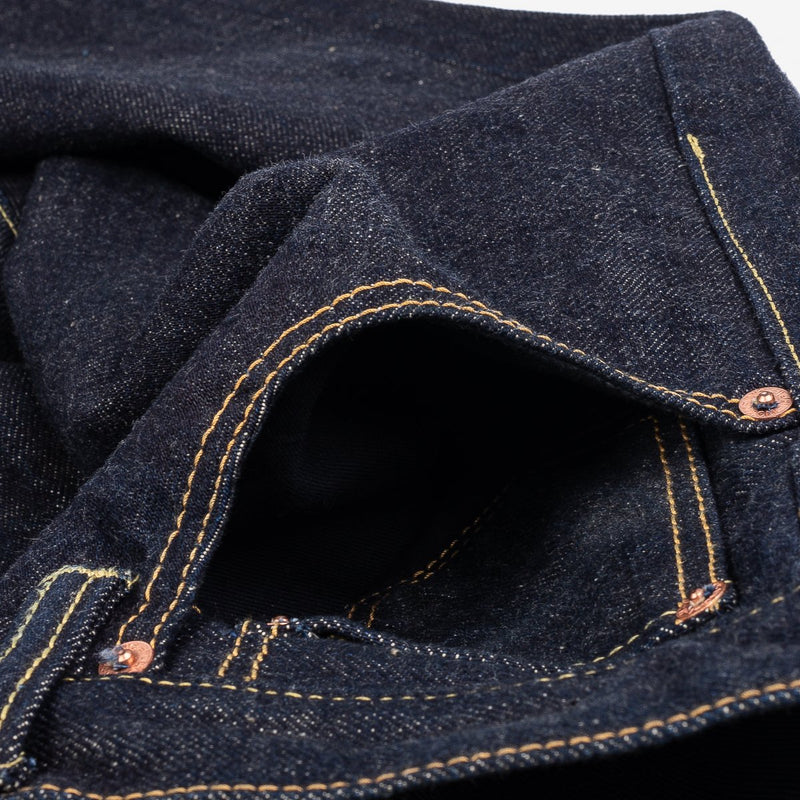 Iron Heart IH-666N 17oz Selvedge Denim Slim Straight Cut Jeans Natural Indigo Pocket Detail