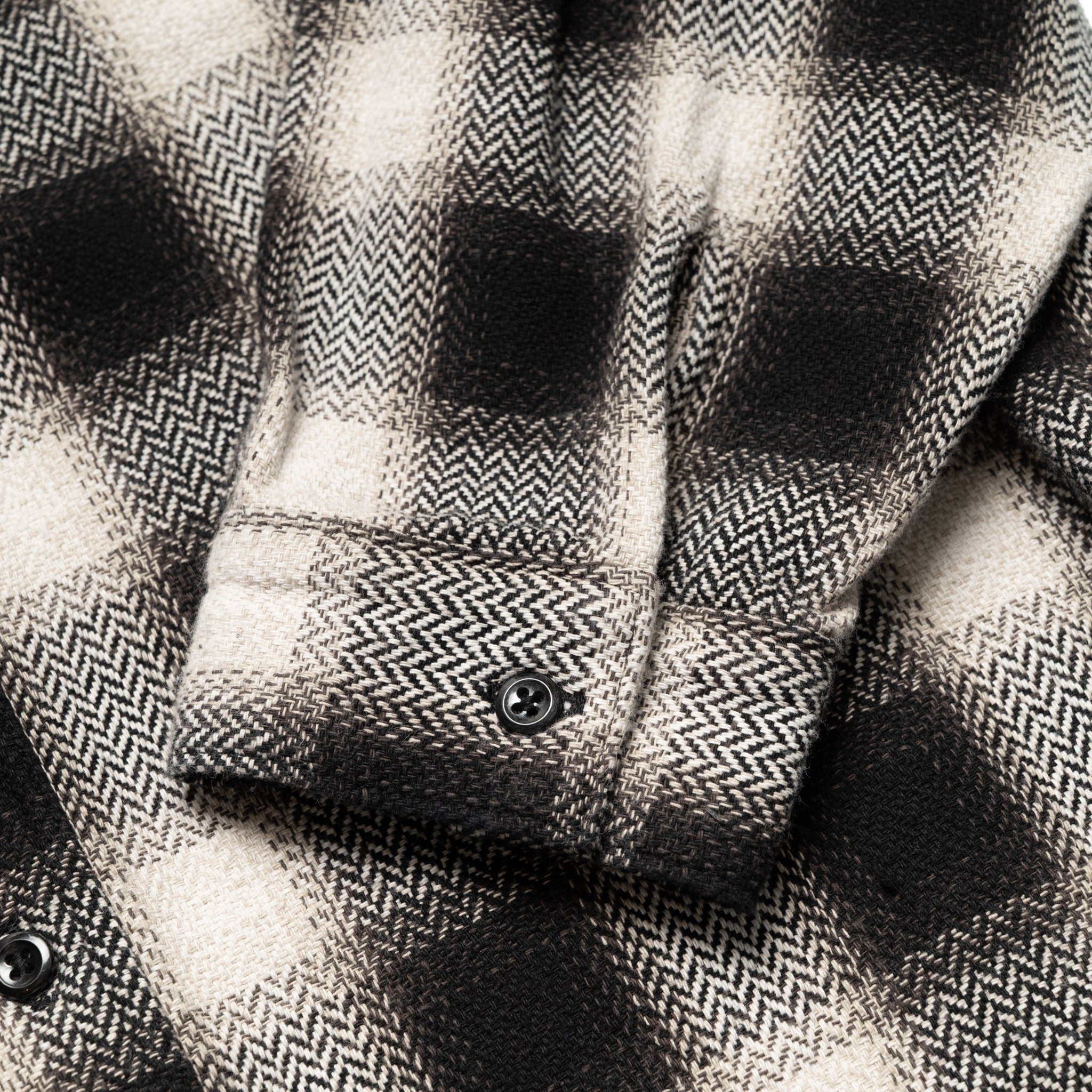 OC Relax Fit Heavyweight Flannel Shirt - Black Check