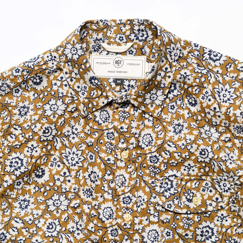Rogue Territory Maker Shirt Short Sleeve Gold Floral Collar